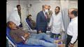 بالصور- محافظ القليوبية يطمئن على عاملي الطب الوقائي المصابين في حادث سير