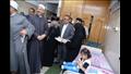 وفد من الأوقاف والكنيسة يزور المصابين الفلسطينيين بمستشفيات جامعة أسيوط (35)