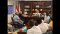 رئيس جهاز القاهرة الجديدة يجتمع بسكان حى الأندلس بالتجمع الثالث لبحث مطالبهم 