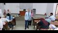 نائب رئيس جامعة بنها يتفقد سير الامتحانات بكلية التربية (3)