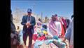 بمناسبة عيد الأضحى.. توزيع ملابس بالمجان في مدينة دهب بجنوب سيناء (فيديو وصور)