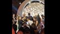   "أراد التقاط صورة".. عمرو دياب يضرب شابا بالقلم في حفل زفاف (صور وفيديو)