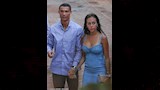 النجم البرتغالي كريستيانو رونالدو مع جورجينا_4