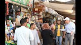 محافظ أسوان يتفقد الأسواق والشوارع والميادين (5)