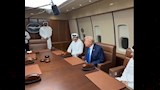 ترامب يلتقي أمير قطر على متن طائرة إير فورس ون