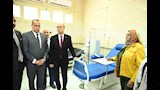 رئيس جامعة أسيوط يفتتح وحدة الكلى الصناعية (7)