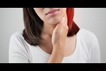 أسباب خمول الغدة الدرقية.. طبيب يوضح