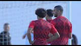 عمليات إحماء لاعبي منتخب مصر قبل مباراة جيبوتي (7)
