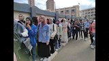 توافد كثيف للفتيات أمام اللجان بالبحيرة (12)