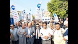 بالمزمار والهتافات (1)