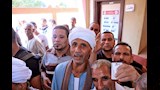 محافظ سوهاج يتفقد لجان الانتخابات (4)