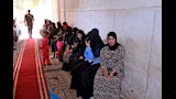 محافظ سوهاج يتفقد لجان الانتخابات (9)