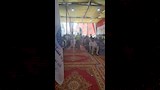 الشرطة تساعد كبار السن وذوي الاحتياجات بلجان الانتخابات في أسيوط (7)