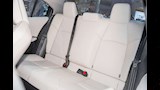 المقاعد الخلفية بتويوتا كورولا Facelift الجديدة