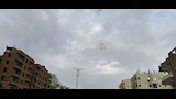 الغيوم تكسو السماء 