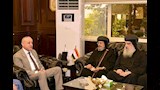 محافظ الأقصر يستقبل وفد دير مار جرجس بالرزيقات لدعوتهم للموسم السنوي (5)