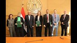 توقيع اتفاقية مبادلة الديون بين مصر وألمانيا لتمويل مشروعين لخطوط ربط محطتين لطاقة الرياح (2)