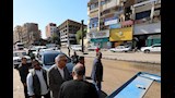 محافظ أسوان يشرف على إصلاح كسر مفاجئ بخط مياه بمنطقة الإشارة (2)