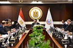 الصحة تبحث مع محافظ البحيرة تطوير المشروعات ورفع جودة الخدمات