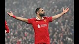 "ليعادل آلان شيرر".. رقم تاريخي ينتظر محمد صلاح في الدوري الإنجليزي