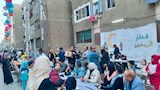 محافظ أسيوط يشارك أهالي الأربعين في إفطار جماعي (8)