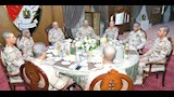رئيس الأركان يتناول الإفطار مع أعضاء هيئة تدريس وط