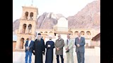 وزير الأوقاف داخل الدير 