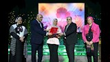  قصور الثقافة تكرم رموز العطاء والإبداع النسائي في احتفالية بمسرح السامر (10)