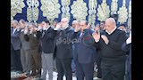 محافظ بني سويف يؤدي صلاة عيد الفطر في ساحة مسجد عمر بن عبد العزي (3)