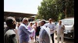 سكرتير عام أسوان يتفقد مواقف الأجرة ويشدد على الالتزام بالتعريفة الجديدة (9)