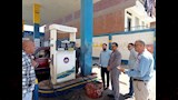محافظ المنيا يتابع التزام محطات الوقود ومواقف السيارات