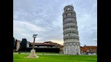 برج بيزا المائل في إيطاليا