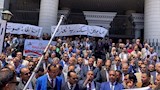 وقفة احتجاجية للمحامين (10)