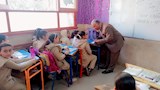 الزيارة المفاجئة لوكيل الوزارة للمدرسة (10)