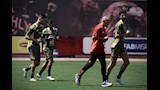 مران الأهلي قبل مباراة الهلال السوداني (16)