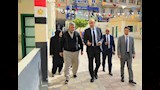 وزير التعليم يفاجئ 7 مدارس في 3 محافظات ويتابع دفاتر المعلمين ودرجات الحضور (4)