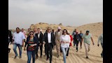 محافظ الجيزة يتفقد أهرامات الجيزة (5)