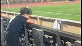 بكاء حامل الكرات في مباراة الزمالك وستلينبوس