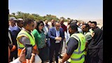 محافظ أسيوط يتفقد مشروع إنشاء مصنع متكامل لمنتجات الرمان بالبداري (7)