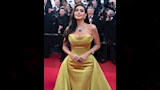 ياسمين صبري بفستان ذهبي في مهرجان كان (4)