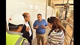 محافظ أسيوط يتفقد مشروعات تطوير مزارع الإنتاج الحيواني (13)