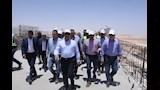 كامل الوزير يتفقد مشروعي القطار الكهربائي وطريق الصعيد الصحراوي بأسيوط