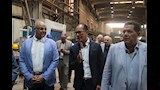 محافظ القليوبية يتفقد مصانع مدينة الخانكة (6)
