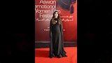 كندة علوش تتسلم تكريمها من مهرجان أسوان لأفلام المرأة