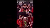 ستوري محمد صلاح مع درع الدوري الإنجليزي