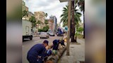 رجال الداخلية يواجهون الطقس لإنقاذ المواطنين في الإسكندرية (9)