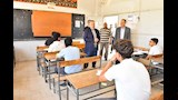 محافظ أسيوط يتفقد لجان امتحانات الشهادة الإعدادية (14)