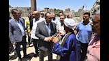 محافظ أسيوط يتفقد التشطيبات النهائية للسوق الحضري الجديد بالمجذوب  (21)