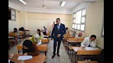 المحافظ يتابع الامتحانات