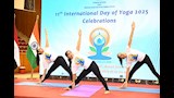 أسيوط تحتفل باليوم العالمي لليوجا بالتعاون مع سفارة الهند (7)